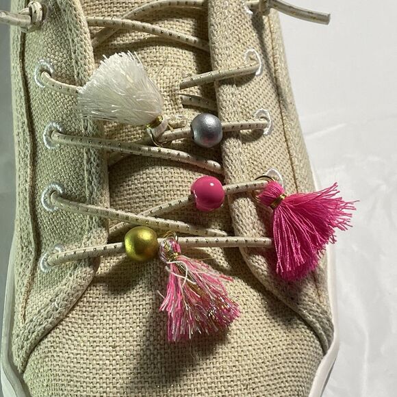 Hey Dude Womens Cody Boho Natural size 8 festival shoes w beaded feather accents - Picture 5 of 16